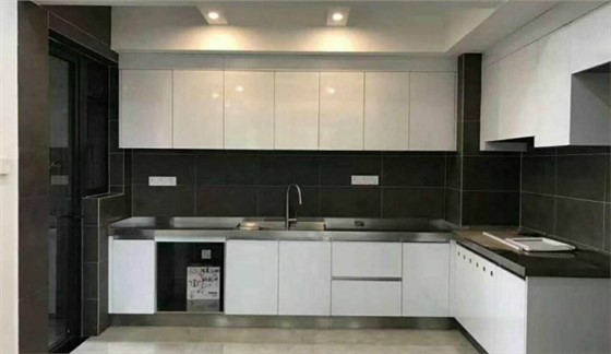 如何進(jìn)行不銹鋼櫥柜臺面安裝？安裝過程有哪些技巧可以借鑒