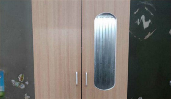 182平開門衣柜鏡子安裝方法分那幾步，正確的注意事項(xiàng)是什么？