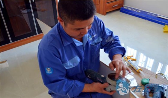 家具安裝收費報價表是多少，家具安裝價格是多少錢