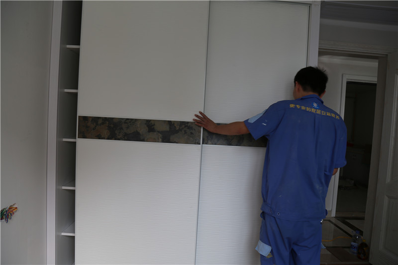 左右手安裝師傅告訴你，這些保養(yǎng)家具的方式千萬不能做