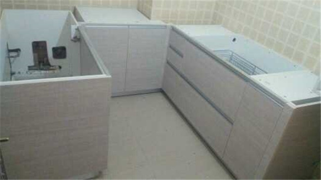 櫥柜安裝 看不見(jiàn)的質(zhì)量更加重要
