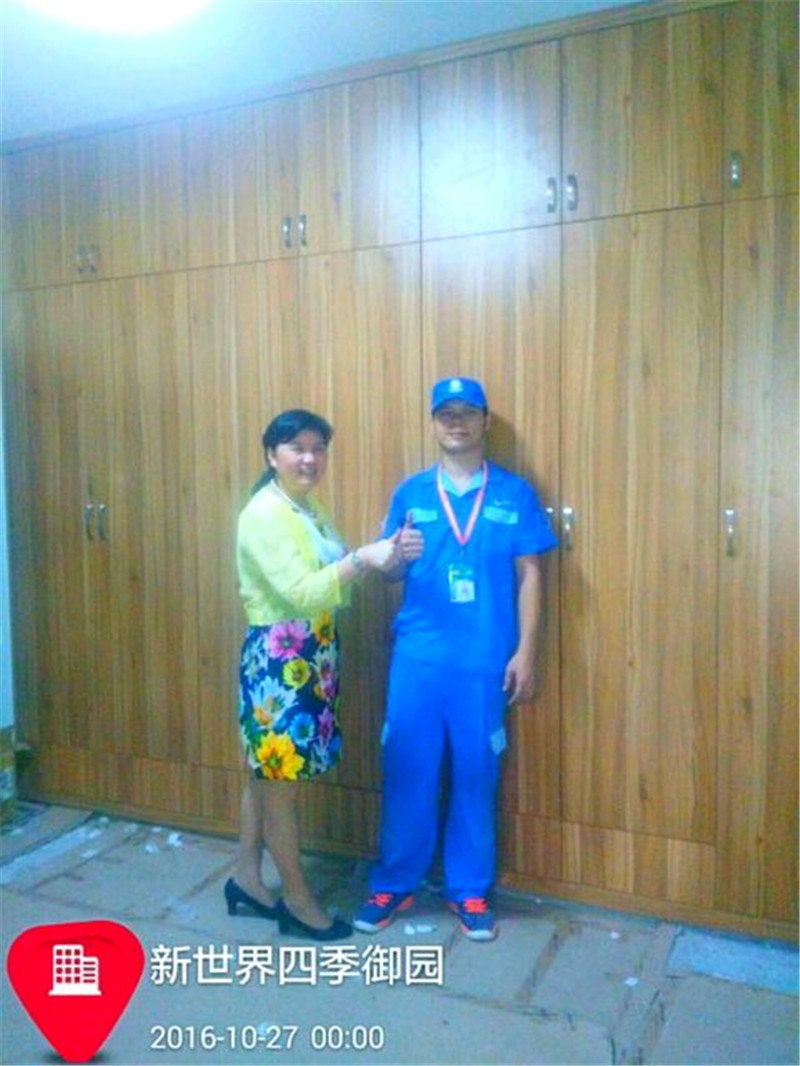 客戶好評如潮，難怪左右手家居安裝師傅如此“嘚瑟”