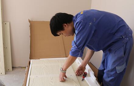 整體衣柜安裝小竅門，讓你分分鐘解決整體衣柜安裝問題