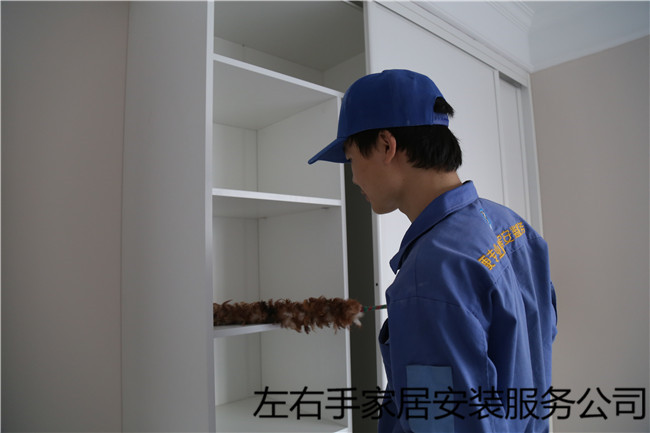 衣柜保養(yǎng)怎么做？這樣清潔衣柜才對(duì)！