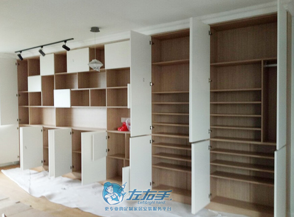 平開門衣柜怎么安裝？