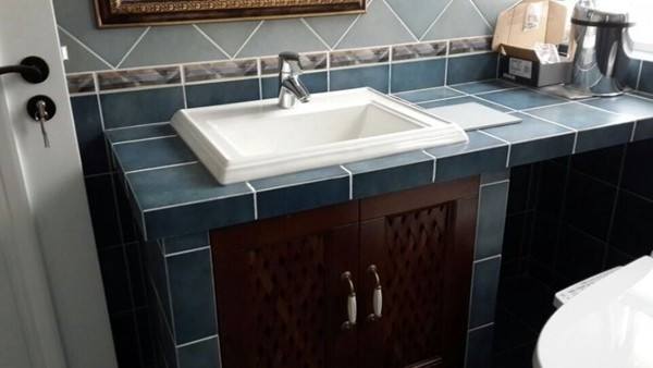 夾磚櫥柜拉籃安裝方法，好的攻略讓你的家居生活不一樣