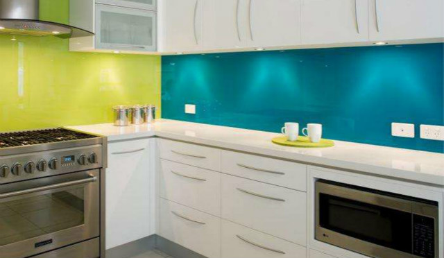 UV材質(zhì)是什么？用來(lái)做櫥柜門板好不好呢？