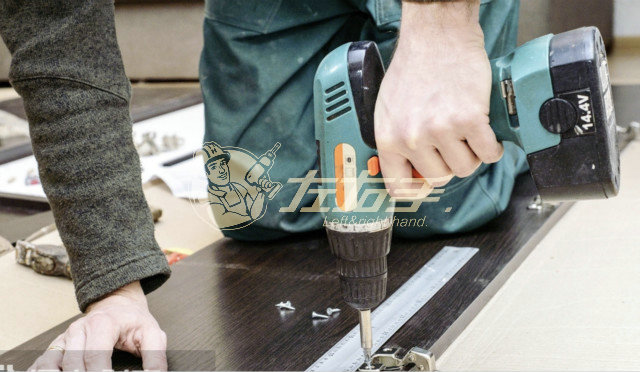 你想要的三門(mén)衣柜安裝步驟這里有