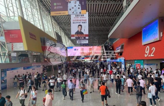 36場，88萬㎡，70萬人次