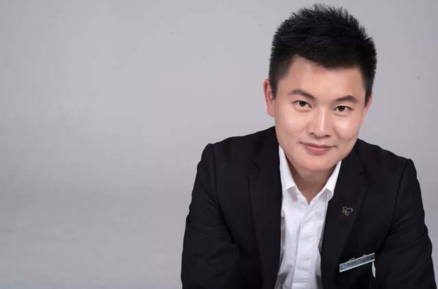 左右手創(chuàng)始人盧建華：順勢(shì)而為，時(shí)勢(shì)才能造英雄！