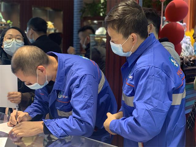 紅色行動(dòng)，愛心接力，深圳精英服務(wù)隊(duì)在行動(dòng)！