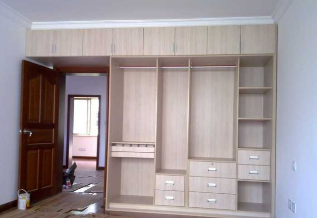 網(wǎng)上買家具注意事項(xiàng)，新房是買家具還是定制家具好呢？