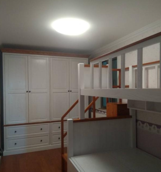 簡易衣柜格局：各類原木家具定制，兒童床衣柜衣帽間書柜等一站式服務