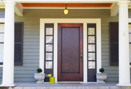 純橡木家具：橡木當(dāng)做門的材質(zhì)怎么樣？橡木門后期如何保養(yǎng)？