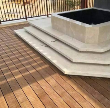 戶外竹木地板有很什么優(yōu)點？要怎么保養(yǎng)？