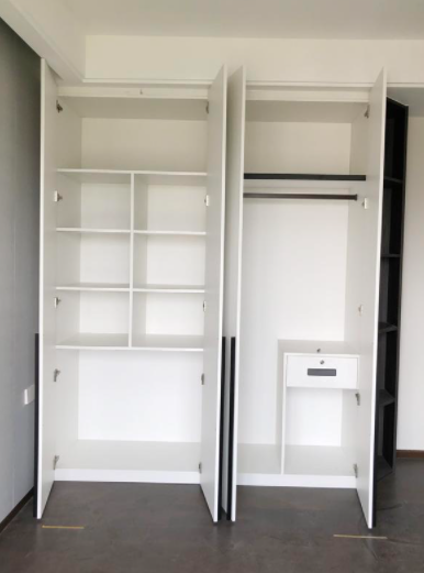 整體四門衣柜品牌，定制衣柜會取代成品衣柜嗎？