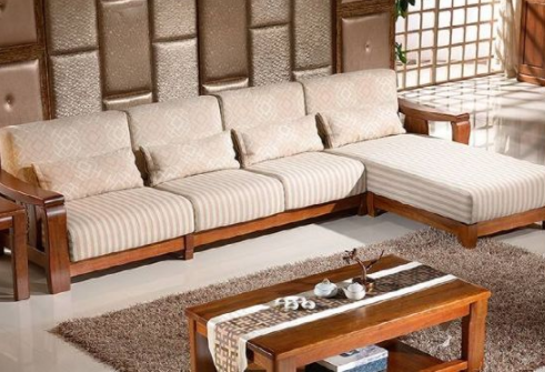 客廳沙發(fā)買(mǎi)“皮沙發(fā)”還是“布沙發(fā)”？