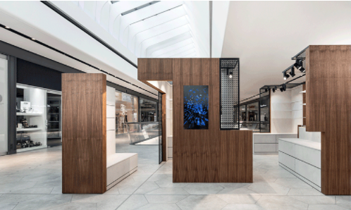 鄭州展示柜維修，腦通大開的家具設(shè)計(jì)，能隨意變形的商場(chǎng)展示柜