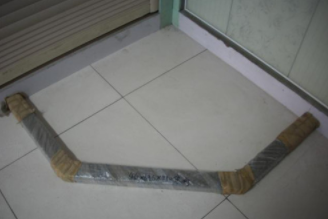 淋浴房配件規(guī)格：淋浴房擋水條什么材質好 淋浴房擋水條怎么安裝