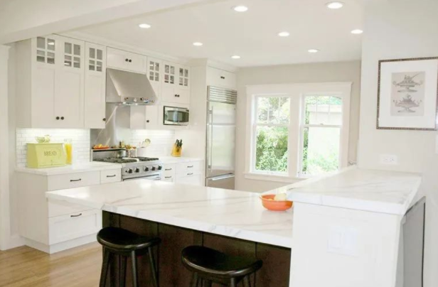 廚衛(wèi)吊頂十大品牌：廚衛(wèi)吊頂選集成吊頂好？還是石膏板、桑拿板好？