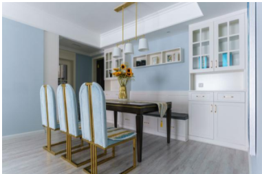 玄關的設計：沒有獨立玄關的三居室，一個多功能卡座加收納柜的設計