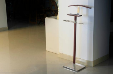 晾衣架配件價格：落地式晾衣架好用嗎   落地晾衣架選購要點(diǎn)有哪些