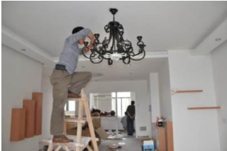 天津燈具設(shè)計師：燈具安裝施工時要注意什么？