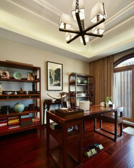 武漢家裝案例：現(xiàn)代中式家裝風格 家具如果搭配？