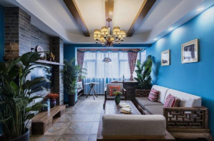 新中式風(fēng)格家具：剛剛裝好的新中式新房，全屋采用原木家具，相當(dāng)養(yǎng)眼