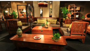 手工藝品：紅木家具的材質(zhì)和工藝哪個更重要?