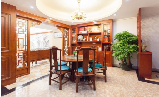 客廳家具裝修設(shè)計(jì)：新中式客廳綠植擺放需要注意什么？