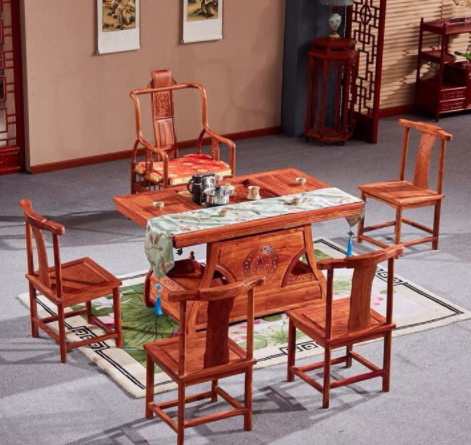 紅木家具，應(yīng)該怎么搭配擺設(shè)?