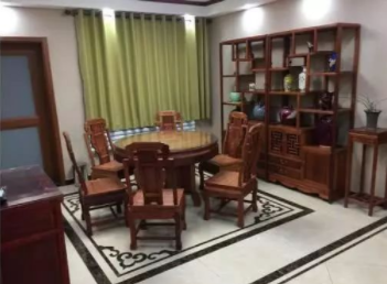 中式古典風格裝修，搭配的紅木家具，漂亮極了！