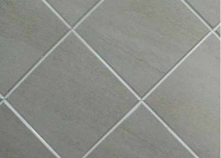 客廳瓷磚鋪貼：瓷磚為什么選擇美縫？