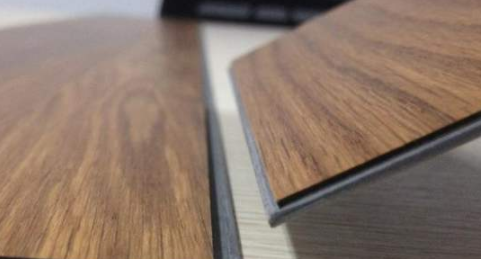 【竹木復(fù)合地板保養(yǎng)】實木復(fù)合地板打蠟好嗎？