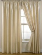 如何辨別仿真真絲窗簾布料絲綢？