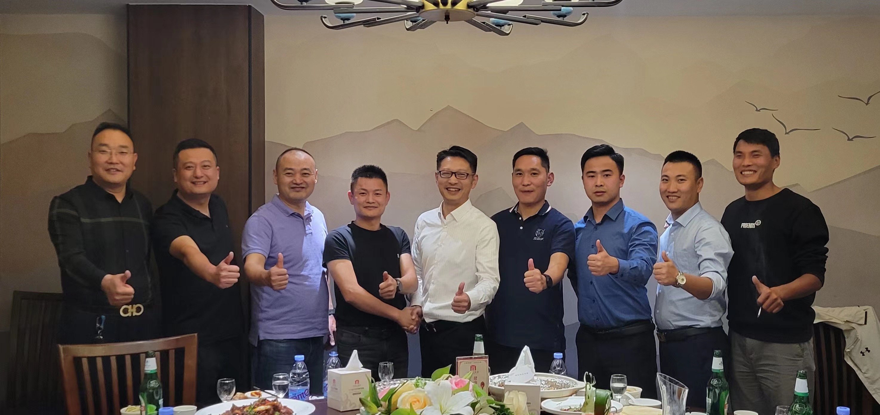 左右手的又一步奮進，沖擊山東市場！